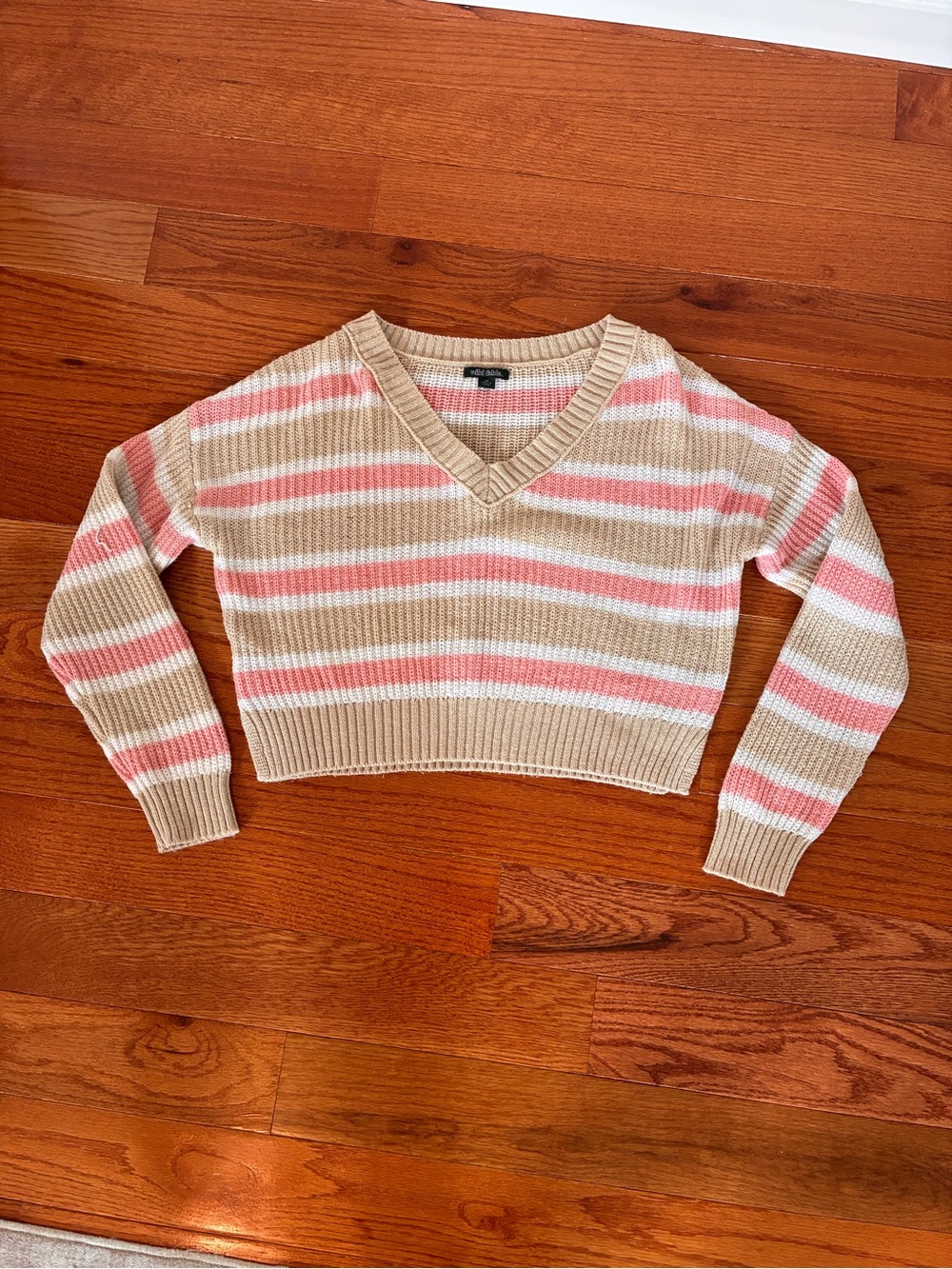 wild fable Striped V-Neck Cropped Sweater in Beige, Cream & Pink - juniors XS